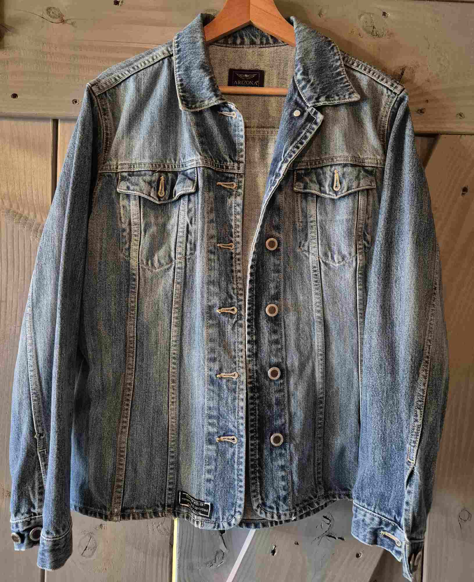 Oversized denim jasje voorkant handgemaakt duurzaam boho stijl