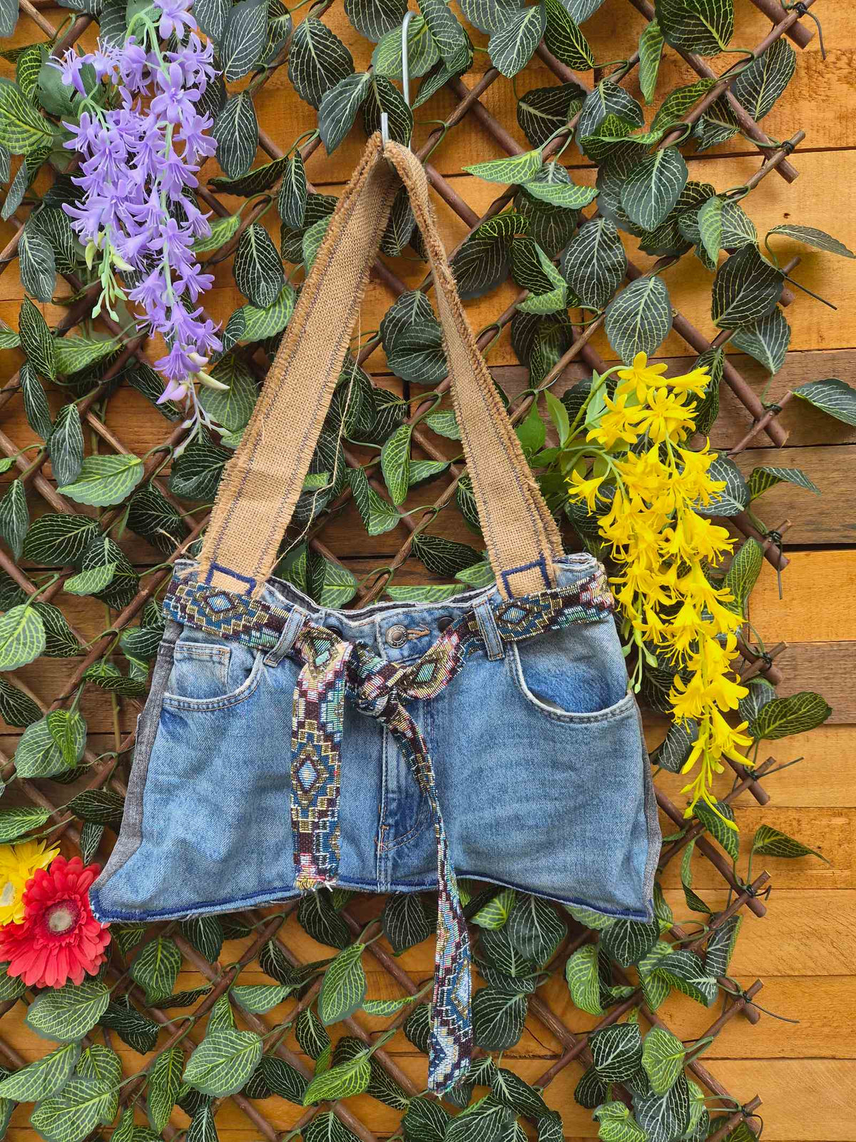 One of a Kind Upcycled Denim Schoudertas