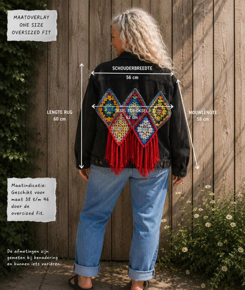 Maatoverlay van One of a Kind zwart denim jasje met schouderbreedte en overige afmetingen.