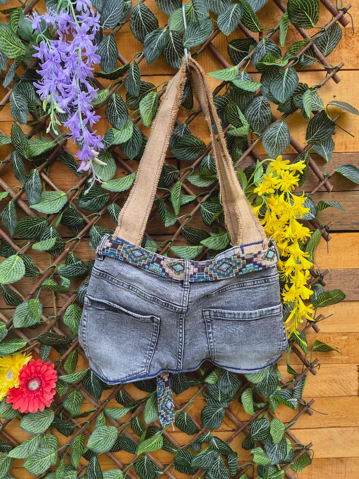 One of a Kind Upcycled Denim Schoudertas
