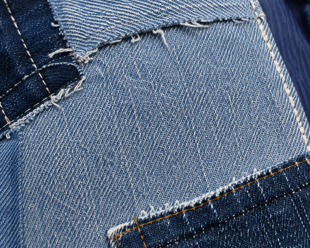 One of a Kind Levi's Patchwork Denim Hesje L/XL – Handgemaakt & Upcycled