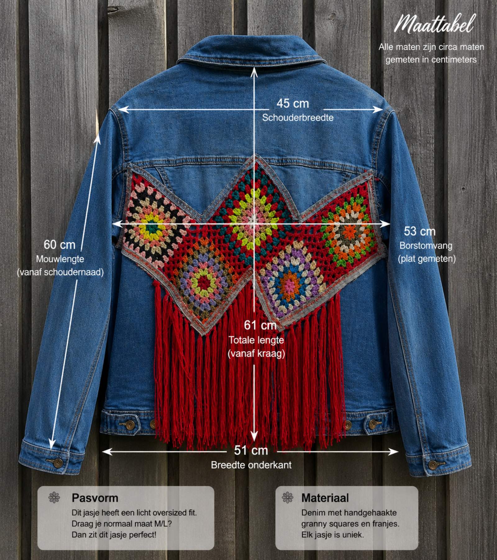Afmetingen van One of a Kind upcycled denim jasje met handgemaakte granny squares en rode franjes.
