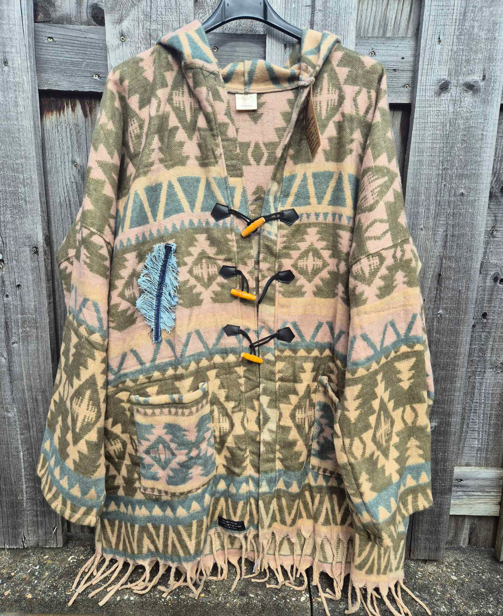 🔥 VERKOCHT Boho Poncho Jasje met Upcycled Denim Patchwork
