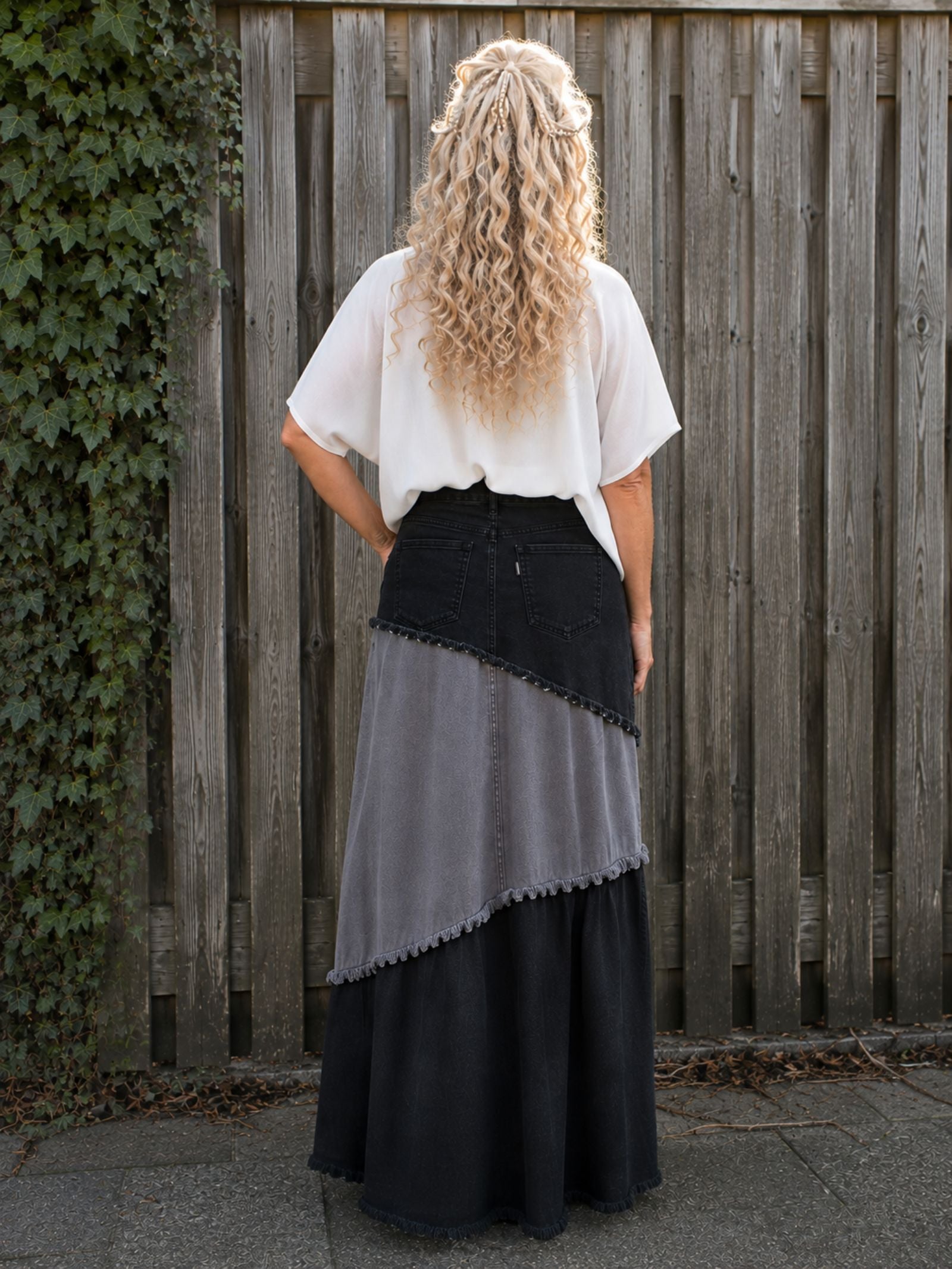 One of a Kind Upcycled Levi's Patchwork Rok – Zwart & Grijs