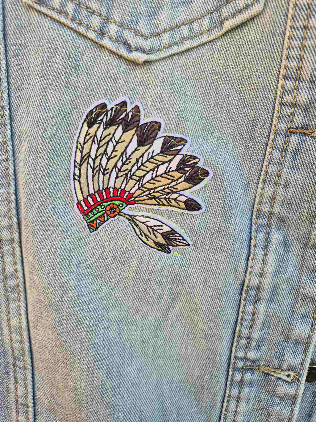Feather patch detail op one of a kind boho denim vest