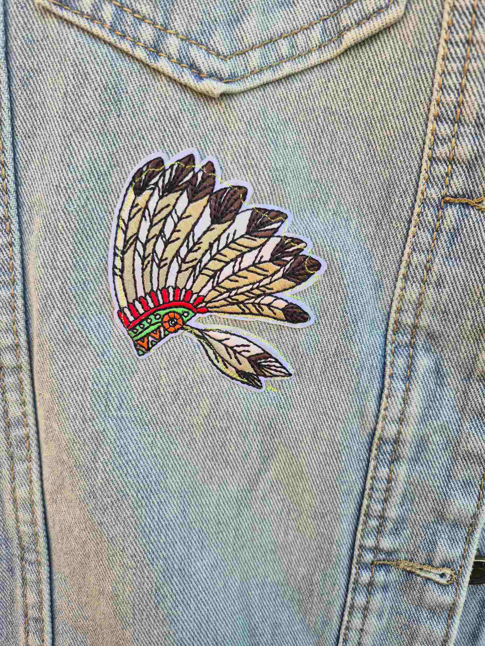 Feather patch detail op one of a kind boho denim vest
