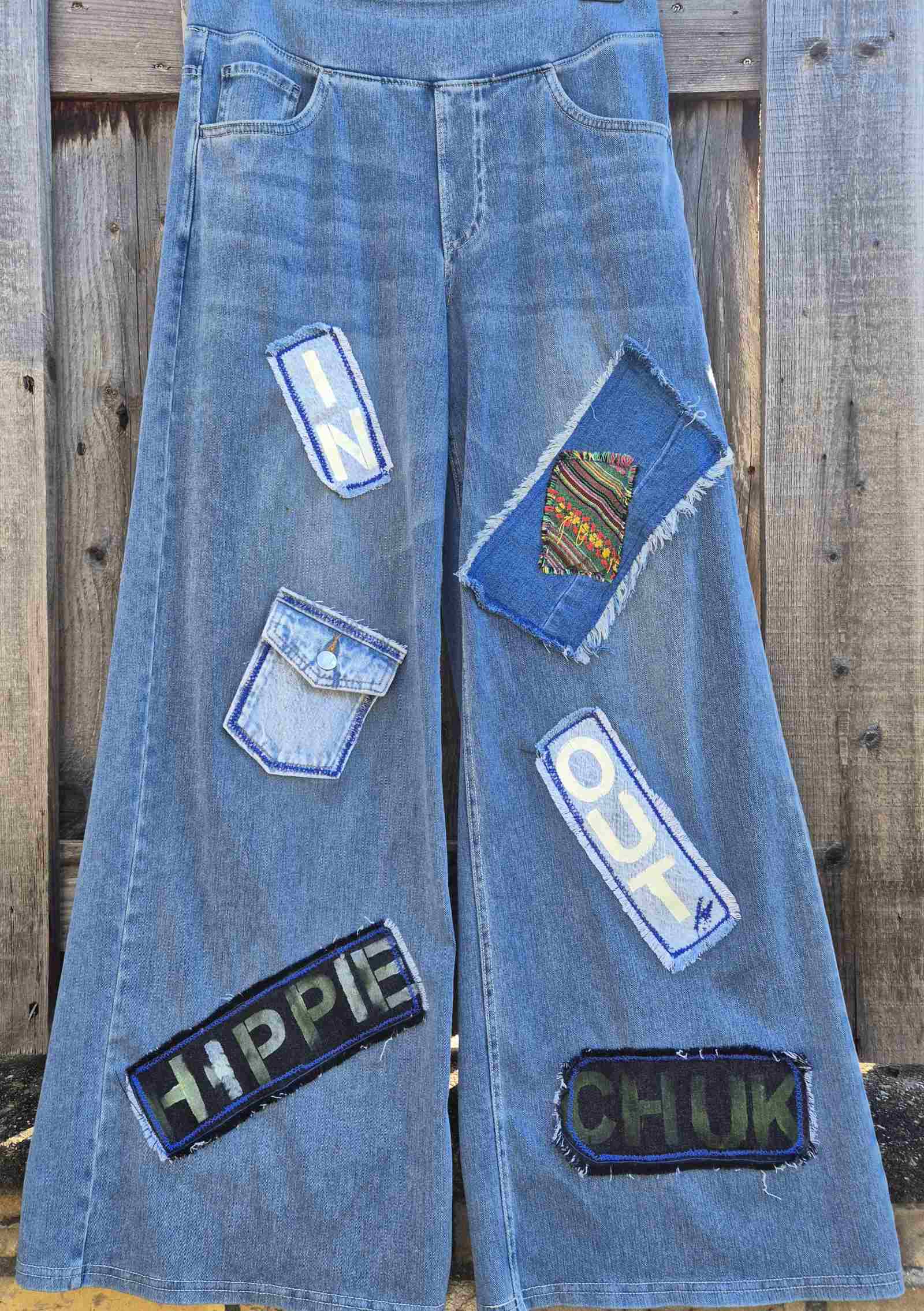 Upcycled denim broek voorkant patchwork details